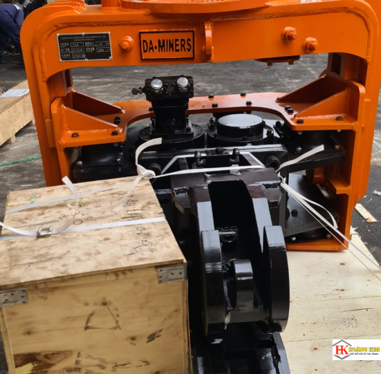 BÚA RUNG CỌC CỪ  DA-250D