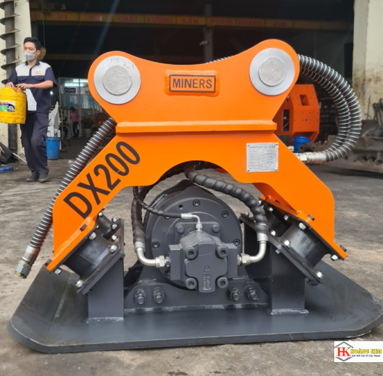 Đầm rung thủy lực DX200