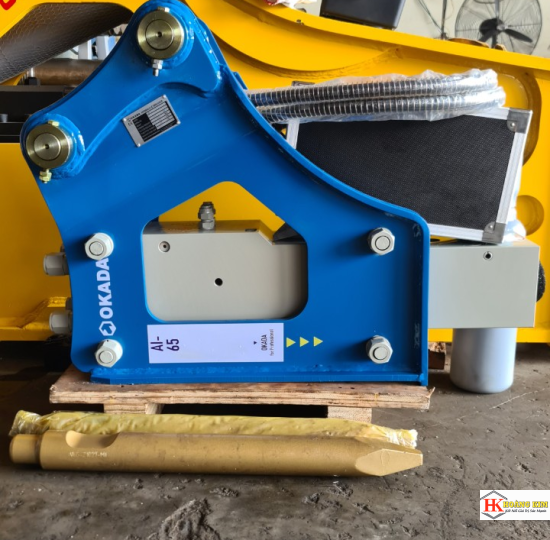 BÚA PHÁ ĐÁ NHẬT BẢN OKADA AI65